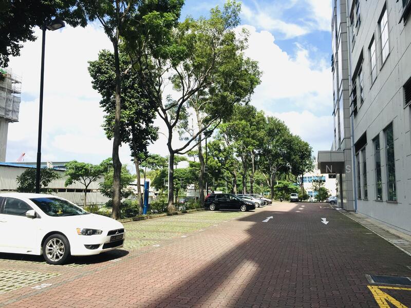 6 METER NON-JTC B2 SPACE suits E-COMMERCE, STORAGE, Distribution Ctr Showcase off Clementi West, Clementi/ West Coast Highway CONTACT: +6596881177, 8,500 sqft, Factory / Workshop (B2) For Rent, by ADRIAN, 22413889 - Ample car parking - CommercialGuru.com.sg