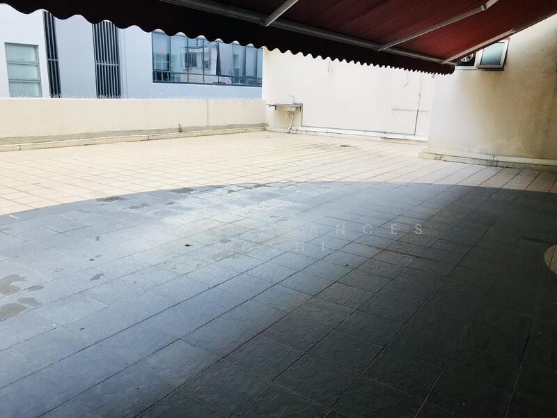 Large Floor Plate with Lift Access: Office/Lifestyle/Showroom/Retail/Entertainment/F&B, Hong Kong St, Boat Quay / Raffles Place / Marina, 5,114 sqft, Office For Rent, by Torie Frances Doshi, 22423025 - CommercialGuru.com.sg