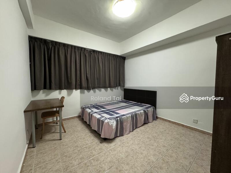 For Rent - International Plaza