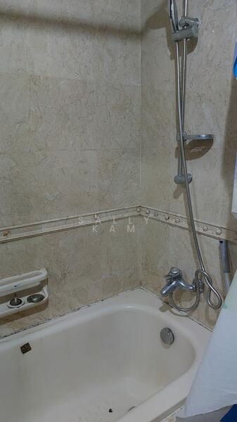 Parc Oasis, 35 Jurong East Avenue 1, 3 Bedrooms, 1,227 sqft, Condominium For Rent, by Sally Kam, 22427887 - PropertyGuru.com.sg