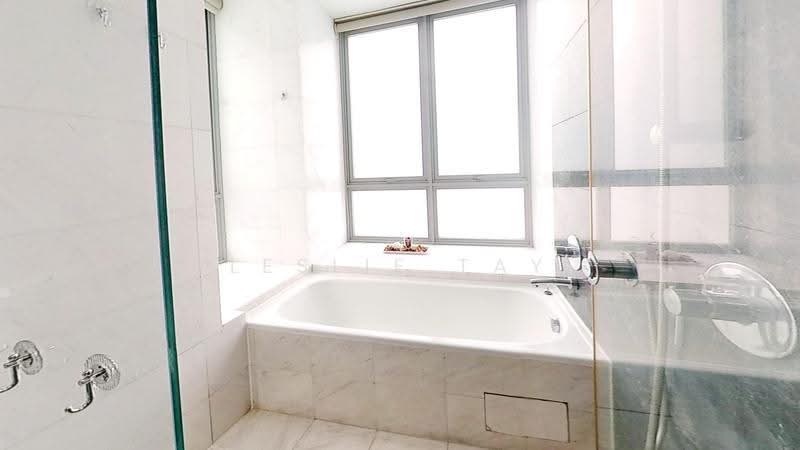Nathan Residences, 25 Nathan Road, Tanglin / Holland / Bukit Timah, 1 Bedroom, 1,012 sqft, Condominium For Rent, by Leslie Tay, 22441892 - PropertyGuru.com.sg