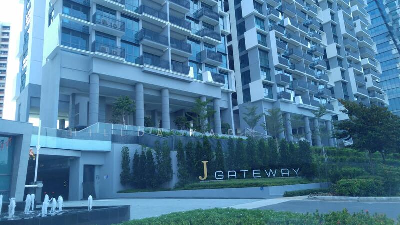 J Gateway, 2 Gateway Drive, 3 Bedrooms, 969 sqft, Condominium For Rent, by Hillda Yap ヒルダー, 22463673 - PropertyGuru.com.sg