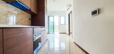 For Rent - Queens Peak