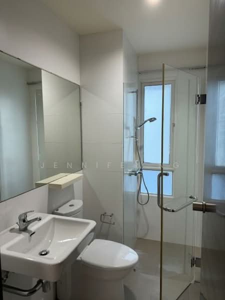 Le Reve, 33 Kampong Eunos, 2 Bedrooms, 1,012 sqft, Condominium For Rent, by Jennifer Ng, 22486267 - Common bathroom - PropertyGuru.com.sg