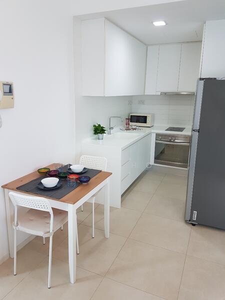 Southbank, 881 North Bridge Road, 1 Bedroom, 592 sqft, Apartment For Rent, by Lois Ho, 22488645 - Functional kitchen and dining for a one bedder - PropertyGuru.com.sg