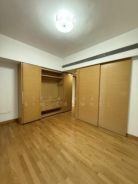 For Rent - Urban Suites @ Hullet Road