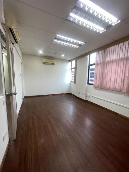 Tradehub 21, 18 Boon Lay Way, Boon Lay / Jurong / Tuas, 1,625 sqft, Light Industrial (B1) For Rent, by Ben Chew, 22530464 - Interior - CommercialGuru.com.sg