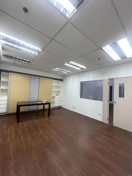 Tradehub 21, 18 Boon Lay Way, Boon Lay / Jurong / Tuas, 1,625 sqft, Light Industrial (B1) For Rent, by Ben Chew, 22530464 - Interior - CommercialGuru.com.sg