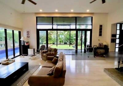 For Sale - ALLAMANDA AREA⭐️ LOW $19XX PSF⭐️CHARMING ELEVATED DETACHED ⭐️PRIVACY ☎️PAM 90228600