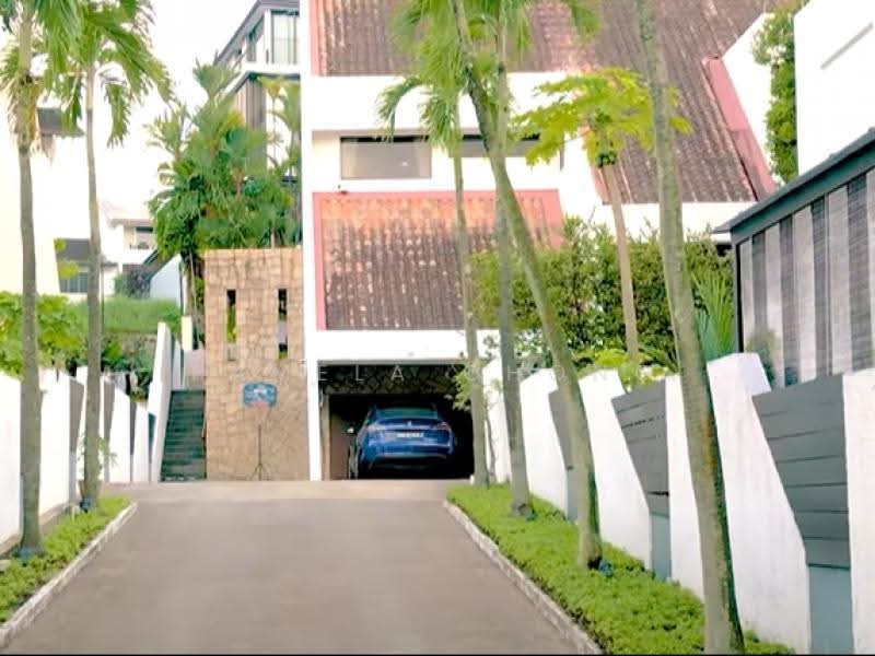 ALLAMANDA AREA⭐️ LOW $18XX PSF⭐️CHARMING ELEVATED DETACHED ⭐️PRIVACY ☎️PAM 90228600, Allamanda / Jalan Ampang / Jalan Haji Alias/ Namly, Tanglin / Holland / Bukit Timah, 5 Bedrooms, 9,750 sqft, Detached House For Sale, by Pamela Chong, 22534164 - Exterior - PropertyGuru.com.sg