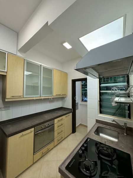 Jervois Regency, 49 Jervois Road, 3 Bedrooms, 1,173 sqft, Apartment For Rent, by Lyn Wong, 22550108 - PropertyGuru.com.sg
