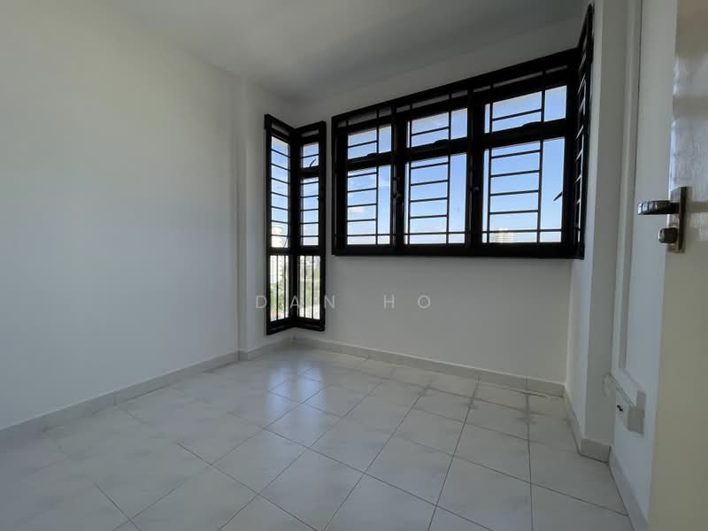 4 Marine Terrace, 4 Marine Terrace, 2 Bedrooms, 700 sqft, HDB Flat For Rent, by Dan Ho, 22552156 - PropertyGuru.com.sg