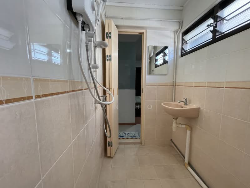 4 Marine Terrace, 4 Marine Terrace, 2 Bedrooms, 700 sqft, HDB Flat For Rent, by Dan Ho, 22552156 - PropertyGuru.com.sg