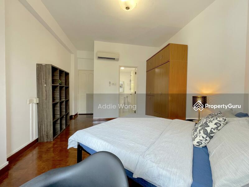 For Rent - Condo Master Bedroom | Near Science Park, Mapletree Biz City, One North, NUS | MRT 5 Mins Walk
