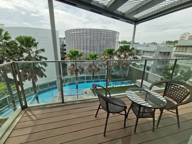 Suites at Orchard, 38 Handy Road, 2 Bedrooms, 980 sqft, Condominium For Rent, by Febrina L, 22559171 - Balcony in master room - PropertyGuru.com.sg