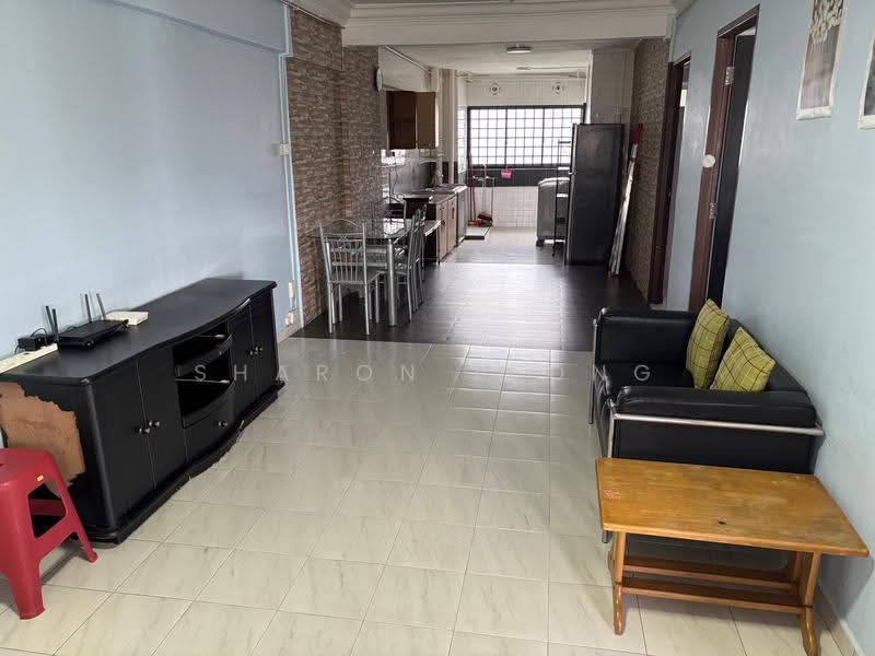 241 Hougang Street 22, 241 Hougang Street 22, Room Rental, 200 sqft, HDB Flat For Rent, by Sharon Leong, 22572633 - PropertyGuru.com.sg