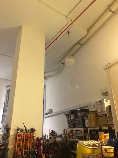 Oxley BizHub, 63 Ubi Road 1, 1,012 sqft, Light Industrial (B1) For Sale, by Brian Eng, 22606425 - Super high ceiling - CommercialGuru.com.sg