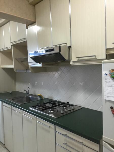 96 Lorong 3 Toa Payoh, 96 Lorong 3 Toa Payoh, 2 Bedrooms, 721 sqft, HDB Flat For Rent, by Kelly Lim, 22632293 - kitchen - PropertyGuru.com.sg