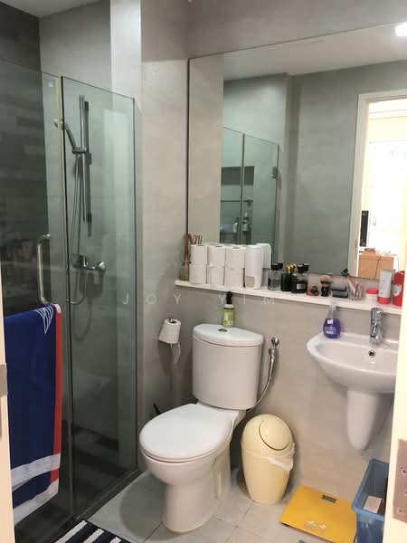 The Tresor, 26 Duchess Road, 4 Bedrooms, 2,185 sqft, Condominium For Rent, by Joy Yim, 22636862 - Modern finishing bathrooms - PropertyGuru.com.sg