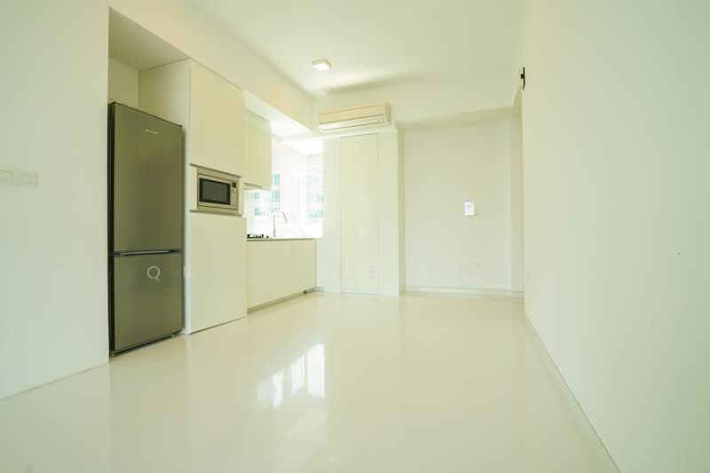 76 Shenton, 76 Shenton Way, 1 Bedroom, 592 sqft, Apartment For Rent, by Quek Yee Yong, 22639576 - PropertyGuru.com.sg