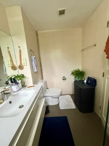 Tanglin Park, 5C Ridley Park, 2 Bedrooms, 1,033 sqft, Condominium For Rent, by Irene Tay, 22643093 - PropertyGuru.com.sg