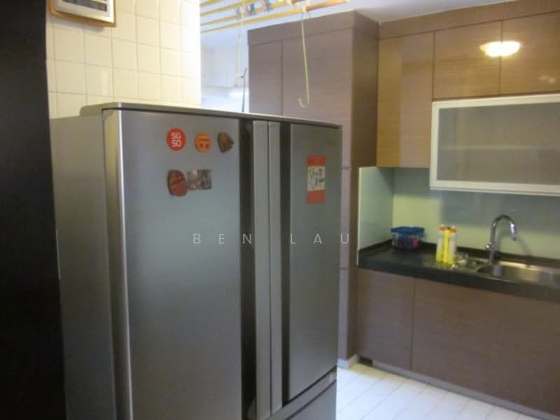 323 Jurong East Street 31, 323 Jurong East Street 31, 4 Bedrooms, 1,604 sqft, HDB Flat For Rent, by Ben Lau, 22646563 - Level 1 Kitchen - PropertyGuru.com.sg