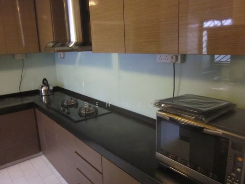 323 Jurong East Street 31, 323 Jurong East Street 31, 4 Bedrooms, 1,604 sqft, HDB Flat For Rent, by Ben Lau, 22646563 - Level 1 Kitchen - PropertyGuru.com.sg