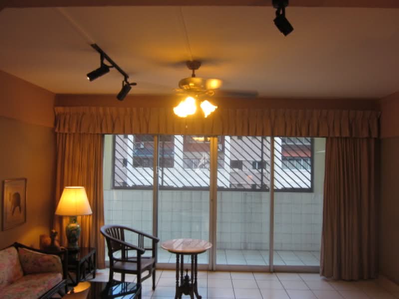 323 Jurong East Street 31, 323 Jurong East Street 31, 4 Bedrooms, 1,604 sqft, HDB Flat For Rent, by Ben Lau, 22646563 - Leve1 Living Room and balcony - PropertyGuru.com.sg