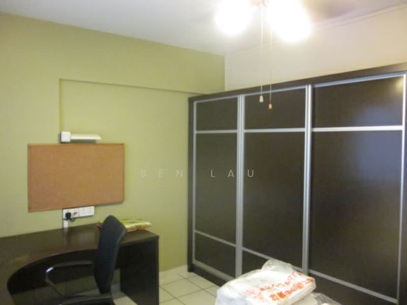 323 Jurong East Street 31, 323 Jurong East Street 31, 4 Bedrooms, 1,604 sqft, HDB Flat For Rent, by Ben Lau, 22646563 - Level 2 Bedroom 2 - PropertyGuru.com.sg
