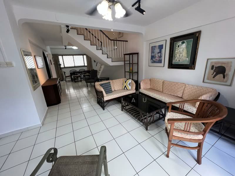 323 Jurong East Street 31, 323 Jurong East Street 31, 4 Bedrooms, 1,604 sqft, HDB Flat For Rent, by Ben Lau, 22646563 - Level I Living Room - PropertyGuru.com.sg