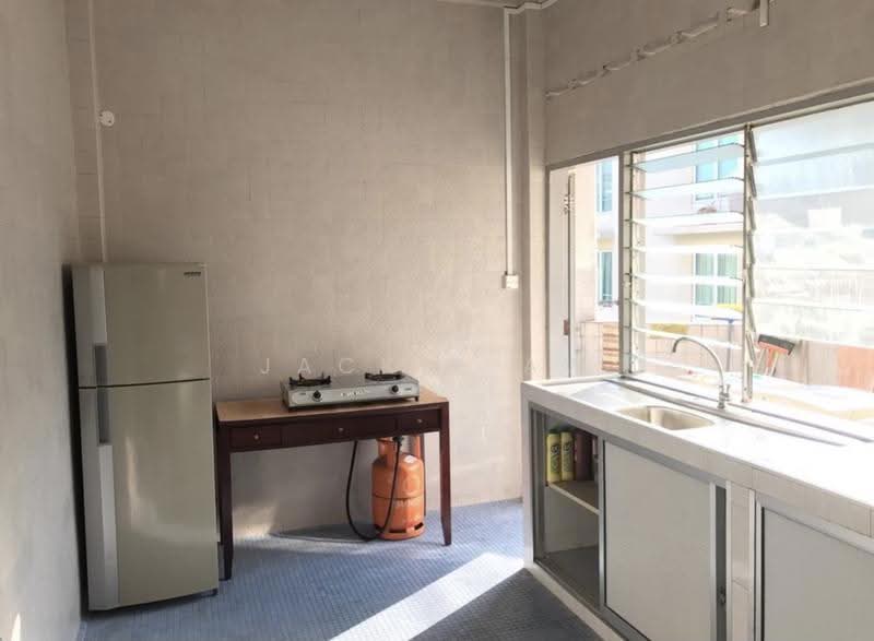 Near Peace Ctr / Wilkie Road Pte Apartment, Wilkie road, Beach Road / Bugis / Rochor, Room Rental, 180 sqft, Terraced House For Rent, by Jackie Aw, 22675453 - PropertyGuru.com.sg