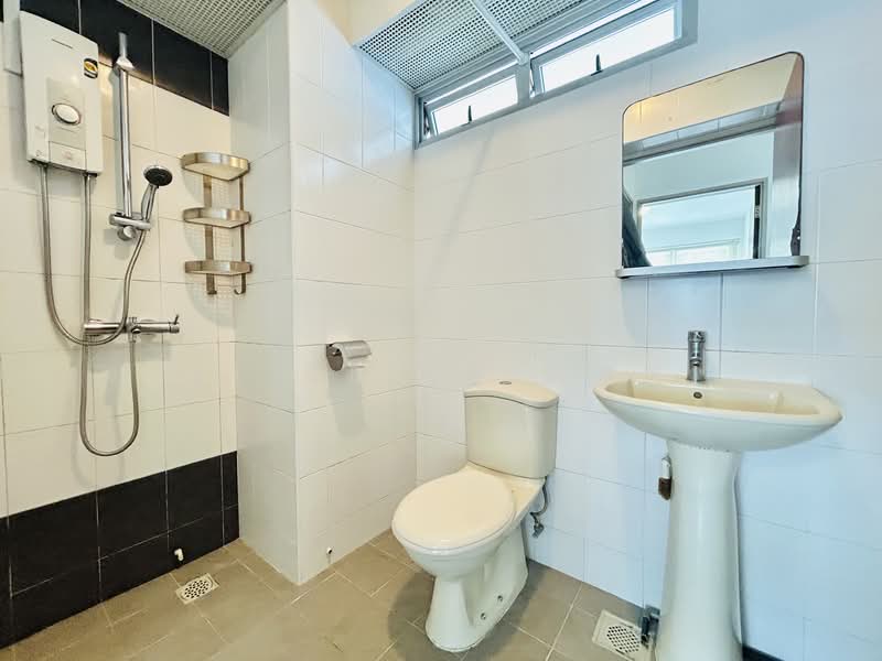 18B Holland Drive, 18B Holland Drive, 3 Bedrooms, 990 sqft, HDB Flat For Rent, by Alice Ng 黄素芳, 22687777 - PropertyGuru.com.sg