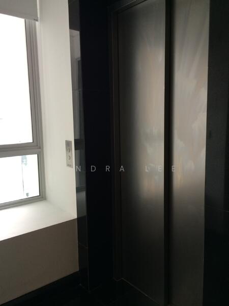 Spring Residences, 25 Ewe Boon Road, 2 Bedrooms, 1,105 sqft, Apartment For Rent, by Sandra Lee, 22705169 - Unit Lift Lobby - PropertyGuru.com.sg