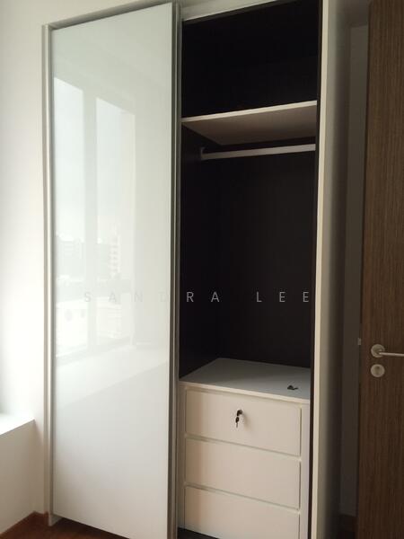 Spring Residences, 25 Ewe Boon Road, 2 Bedrooms, 1,105 sqft, Apartment For Rent, by Sandra Lee, 22705169 - 2nd Bedroom Wardrobe - PropertyGuru.com.sg