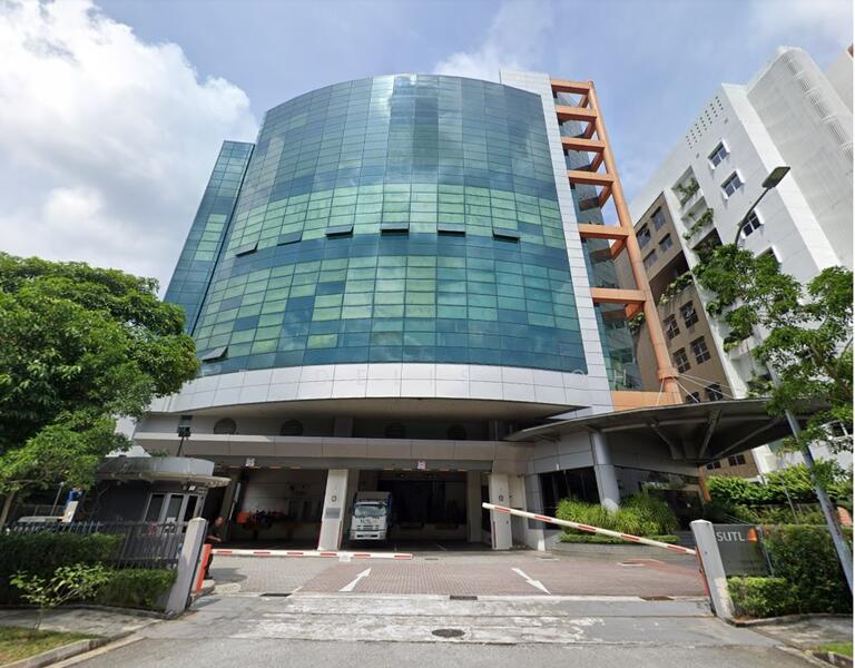 100J Pasir Panjang, Harbourfront / Telok Blangah, 2,960 sqft, Light Industrial (B1) For Rent, by Ferdelis Koh, 22708862 - Building Entrance - CommercialGuru.com.sg