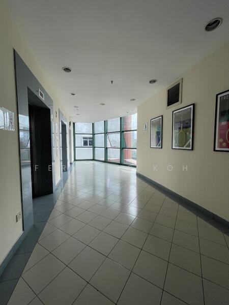 100J Pasir Panjang, Harbourfront / Telok Blangah, 2,960 sqft, Light Industrial (B1) For Rent, by Ferdelis Koh, 22708862 - 2 Passenger Lifts - CommercialGuru.com.sg
