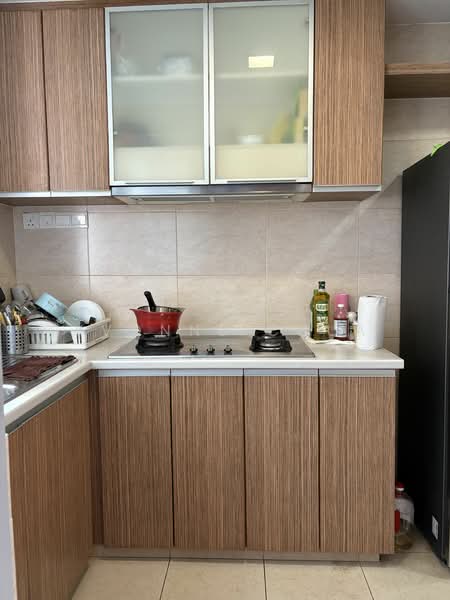 The Lakeshore, 33 Jurong West Street 41, 3 Bedrooms, 1,109 sqft, Condominium For Rent, by Yvonne Chua, 22710620 - PropertyGuru.com.sg
