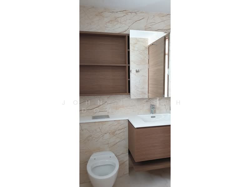 Queens Peak, Dundee Road, 2 Bedrooms, 775 sqft, Condominium For Sale, by John Joseph Donough, 22716820 - PropertyGuru.com.sg