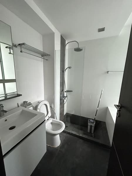 Mackenzie 138, 138 MacKenzie Road, 1 Bedroom, 474 sqft, Apartment For Rent, by Caprice Ling, 22719513 - Bathroom - PropertyGuru.com.sg