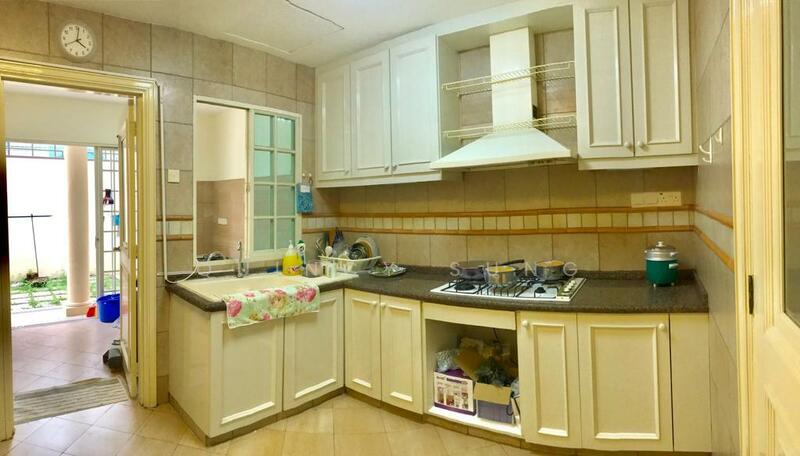 For Rent - Banyan Park