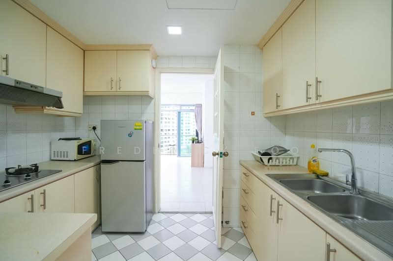 Emerald Park, 6 Indus Road, 3 Bedrooms, 1,087 sqft, Condominium For Rent, by Frederick Foo, 22776952 - PropertyGuru.com.sg