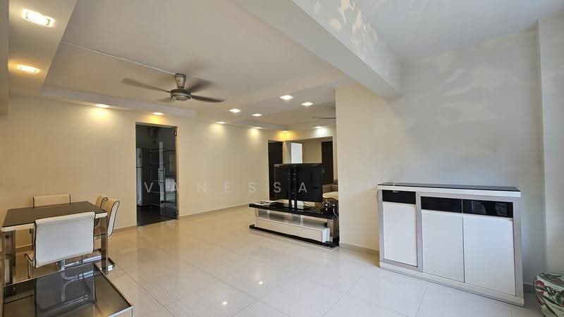 791 Woodlands Avenue 6, 791 Woodlands Avenue 6, Admiralty / Woodlands, 3 Bedrooms, 1,334 sqft, HDB Flat For Rent, by Vanessa Lee, 22787036 - Living Room - PropertyGuru.com.sg