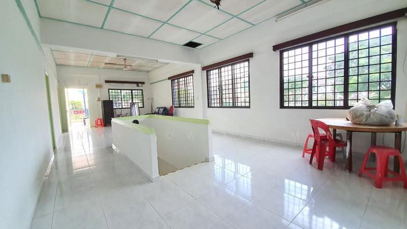 365A Upper Paya Lebar Road, 365A Upper Paya Lebar Road, Eunos / Geylang / Paya Lebar, 3 Bedrooms, 1,200 sqft, Shophouse For Rent, by Andy Low Kia Min, 22791454 - PropertyGuru.com.sg