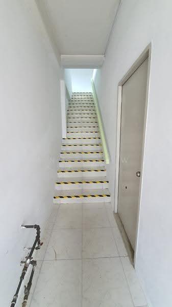 365A Upper Paya Lebar Road, 365A Upper Paya Lebar Road, Eunos / Geylang / Paya Lebar, 3 Bedrooms, 1,200 sqft, Shophouse For Rent, by Andy Low Kia Min, 22791454 - PropertyGuru.com.sg