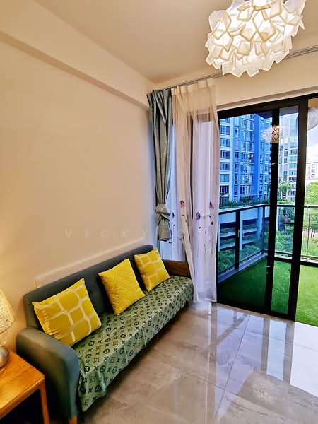 Lake Grande, 2 Jurong Lake Link, 2 Bedrooms, 775 sqft, Condominium For Rent, by Vicky Chen, 22794535 - PropertyGuru.com.sg