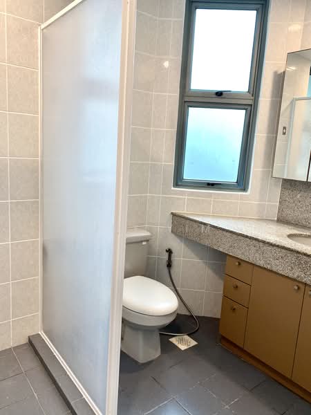 Astor Green, 3 Pine Grove, 3 Bedrooms, 1,528 sqft, Condominium For Rent, by Joy Yim, 22798711 - Common Bathroom - PropertyGuru.com.sg