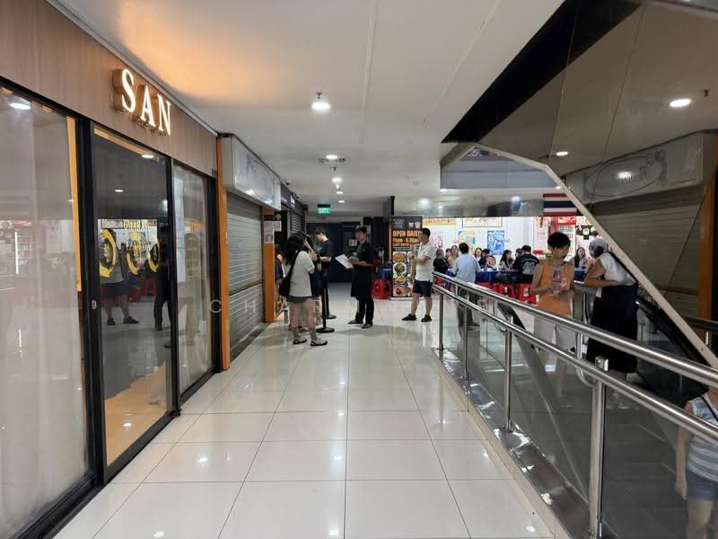 Orchard Plaza, 150 Orchard Road, Orchard / River Valley, 280 sqft, Mall Shop For Rent, by Charmaine Leong, 22799685 - Corridor - CommercialGuru.com.sg