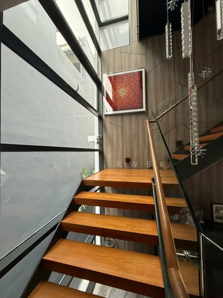 For Sale - Coronation Road