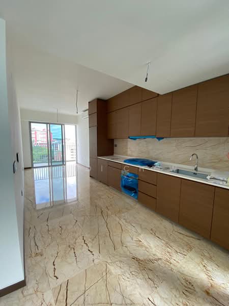Queens Peak, 3 Dundee Road, 3 Bedrooms, 947 sqft, Condominium For Rent, by Heidi Chow, 22815724 - PropertyGuru.com.sg