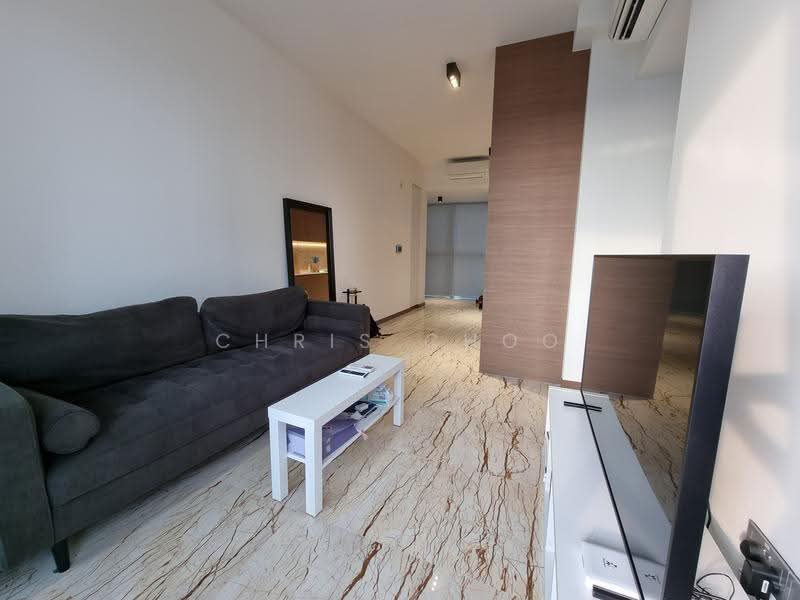 Queens Peak, Dundee Road, Alexandra / Commonwealth, 2 Bedrooms, 775 sqft, Condominium For Rent, by Chris Choo, 22824900 - Brightly naturally lit - PropertyGuru.com.sg